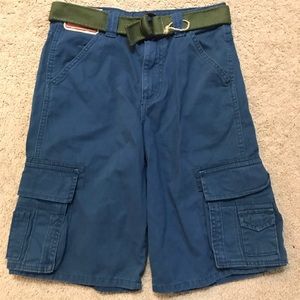 NEW Boy’s Wrangler belted shorts size 12R